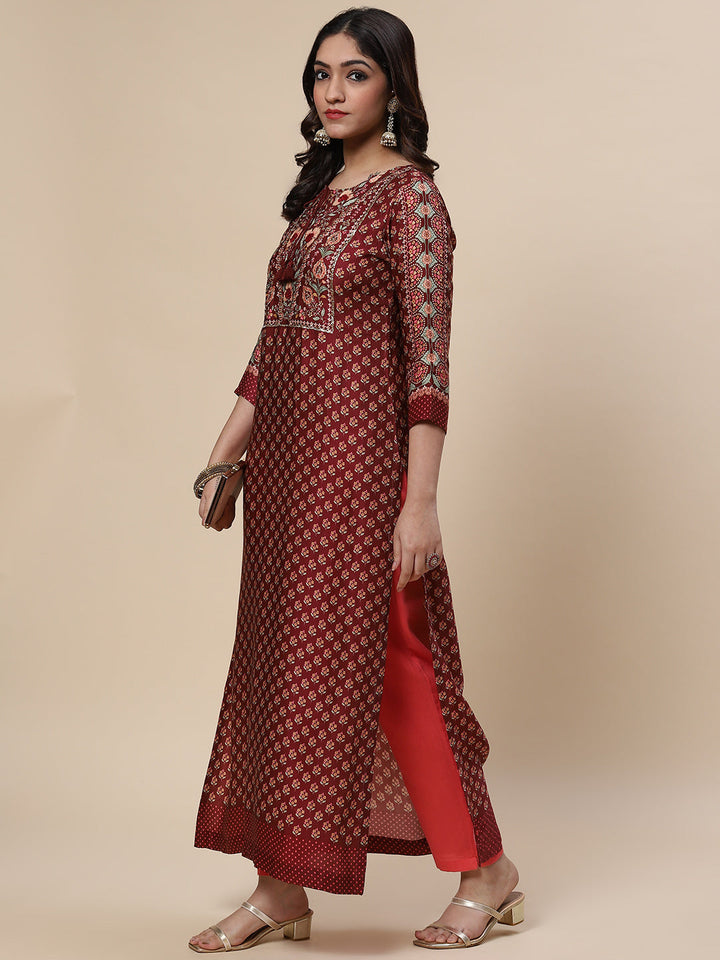 Zari Neck Embroidered &amp; Printed Satin Kurta