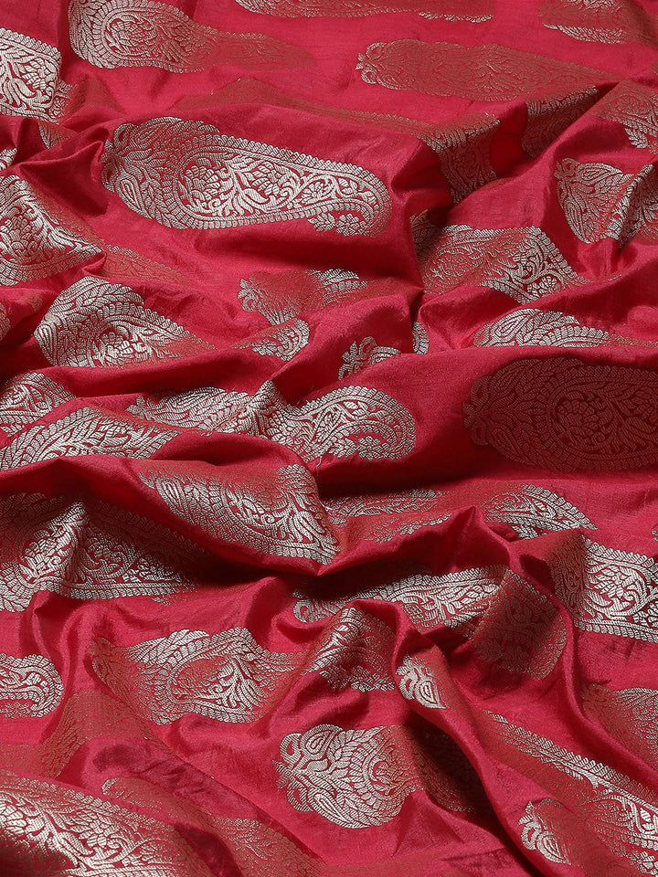Zari Paisley Woven Handloom Saree