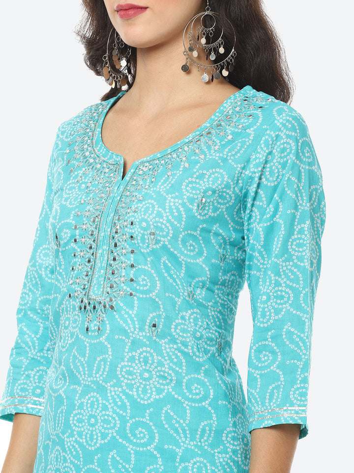 Resham Mirror Booti Cotton Kurta With Pant &amp; Chinone Dupatta