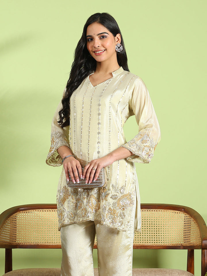 Embroidered Chinon Kurta With Pant