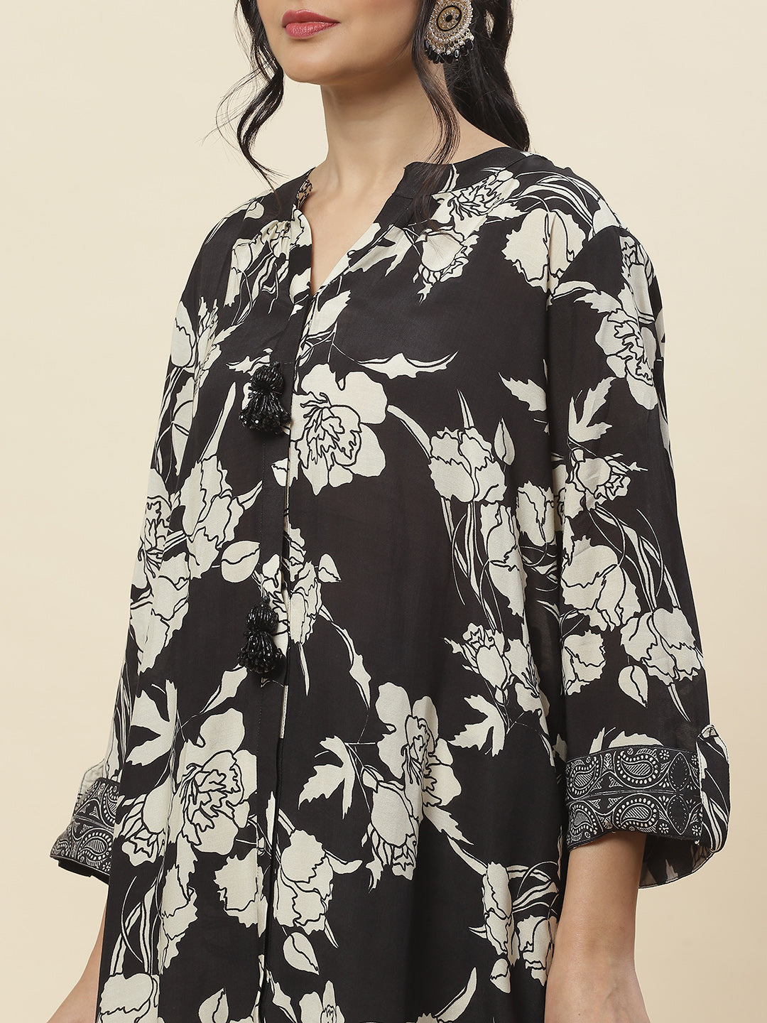 Floral Printed Muslin Kurta With Pants