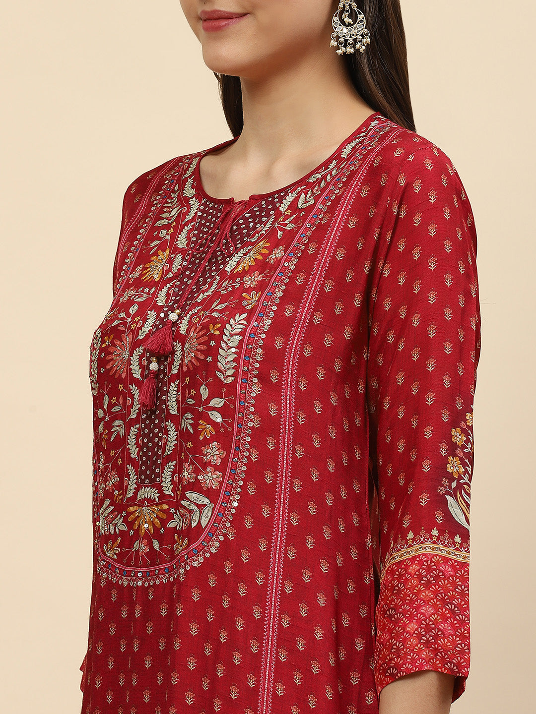 Neck Embroidered & Printed Handloom Kurta