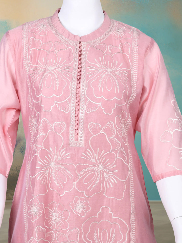 Embroidered Chanderi Kurta With Pant &amp; Dupatta