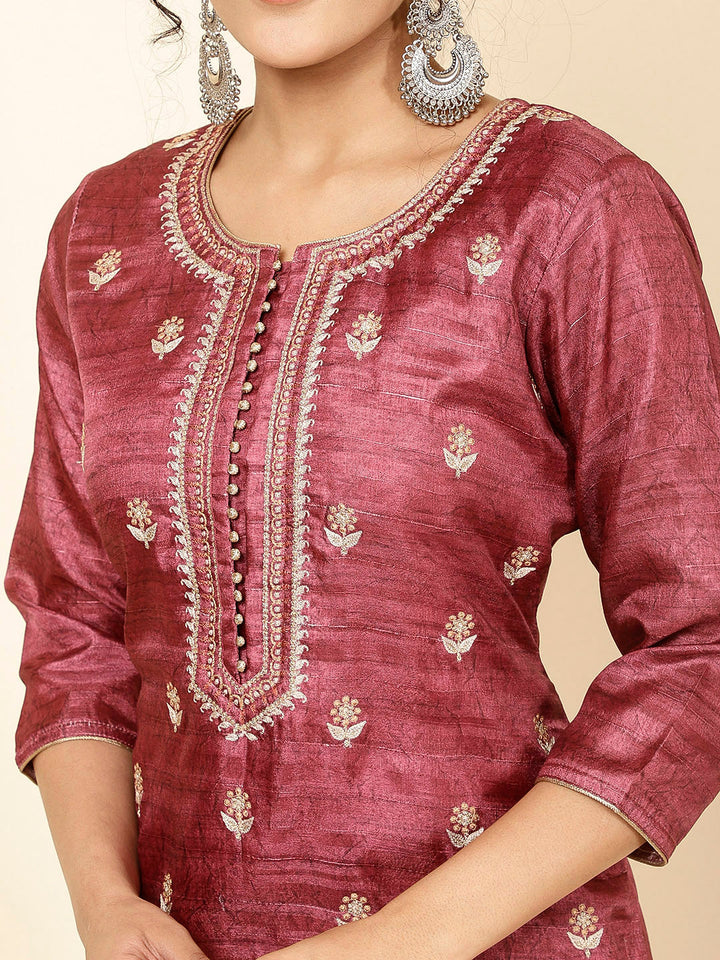 Embroidered Tussar Kurta With Pants &amp; Dupatta