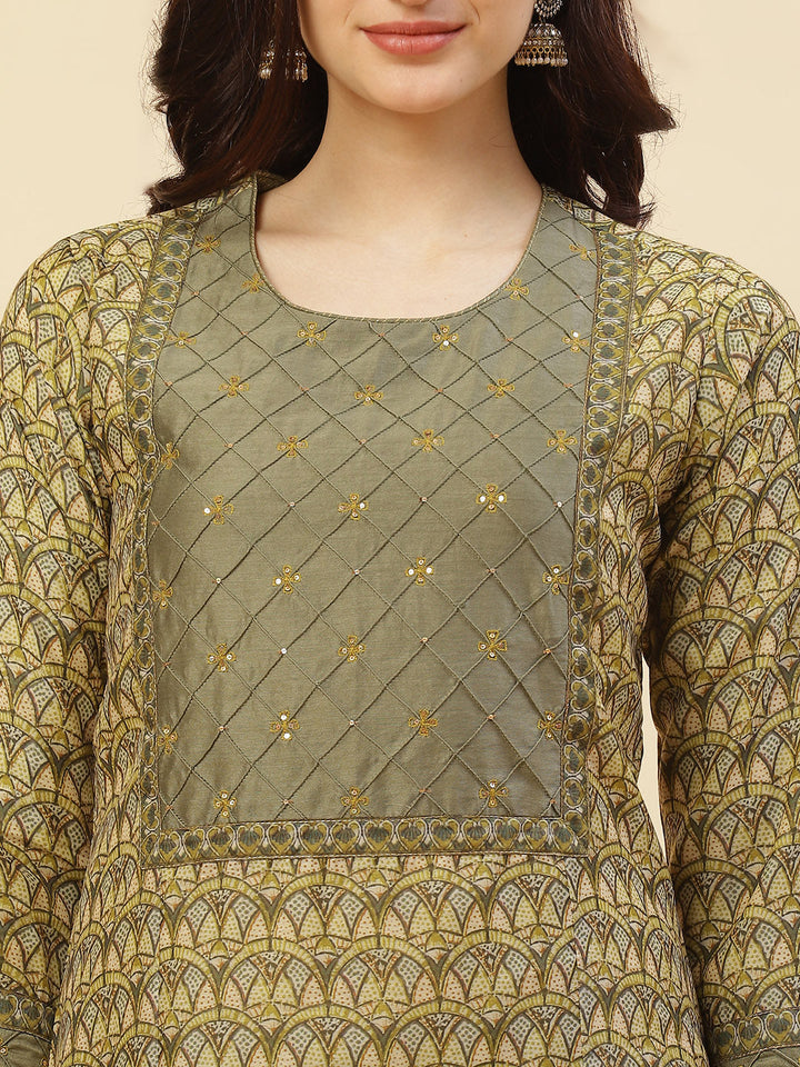 Booti Printed Chanderi Kurti With Pant