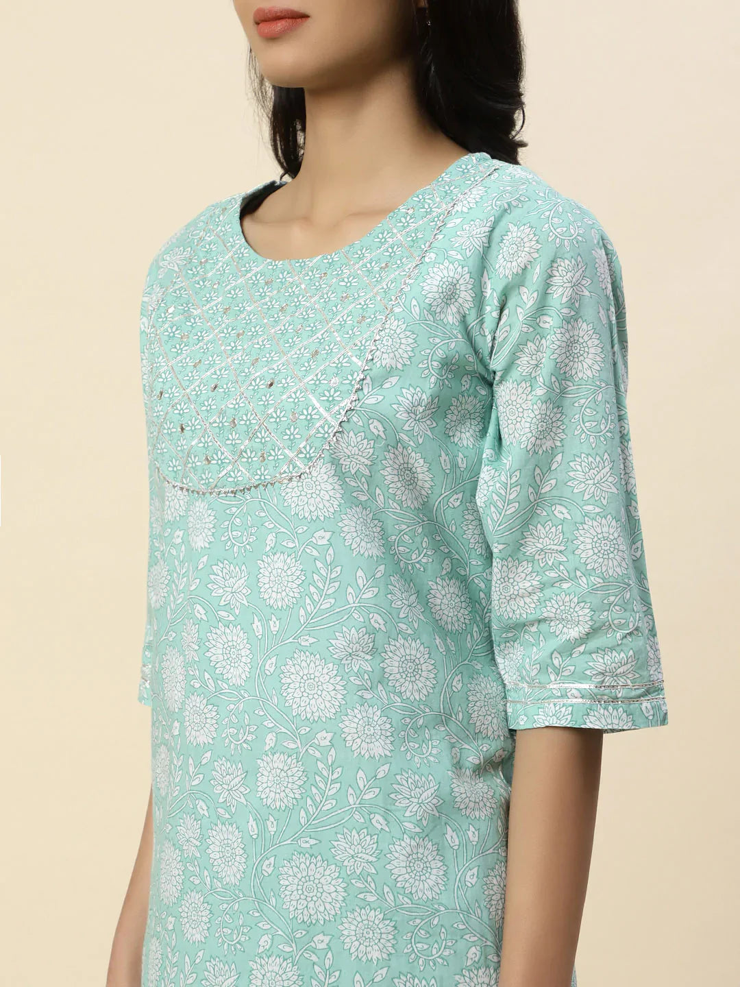 Floral Printed Cotton Kurta With Pants
