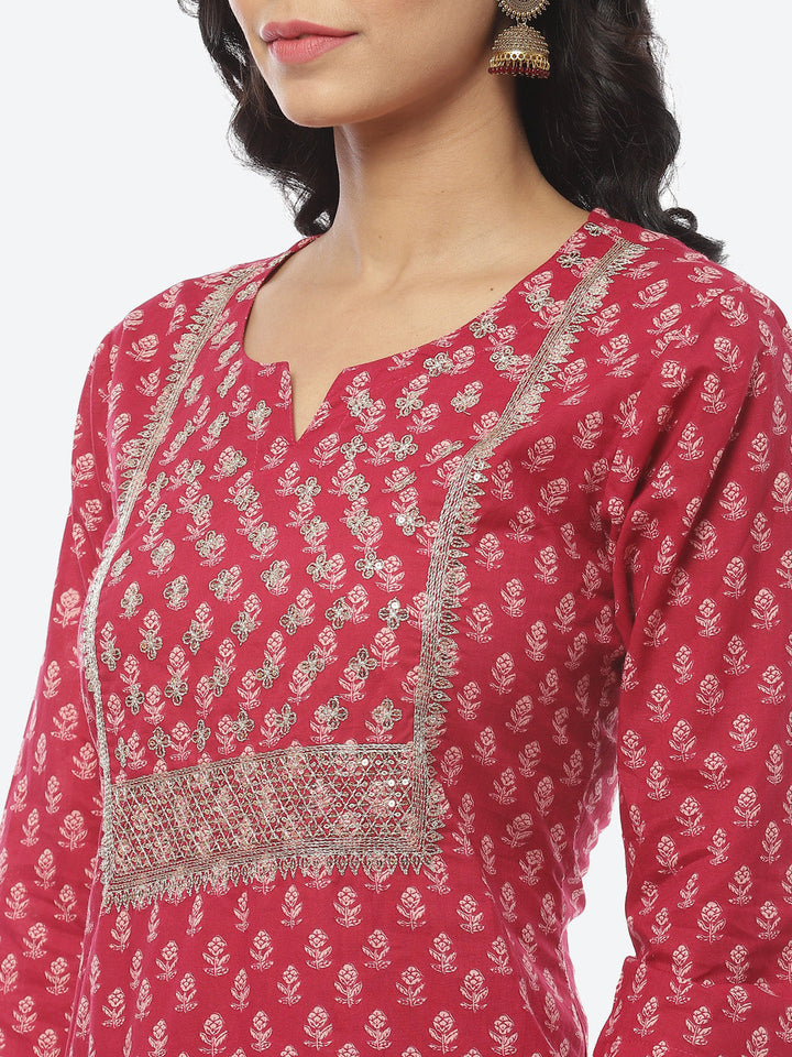 Printed Zari Neck Cotton Kurti With Pant