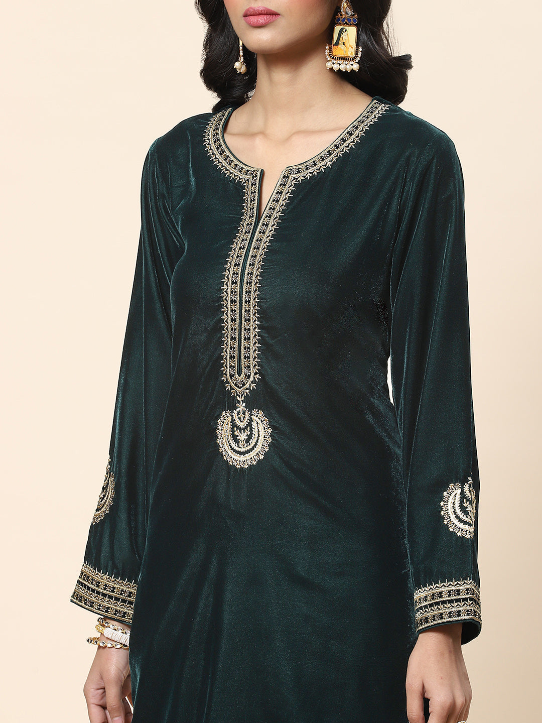 Zari Embroidered Velvet Kurta With Palazzo
