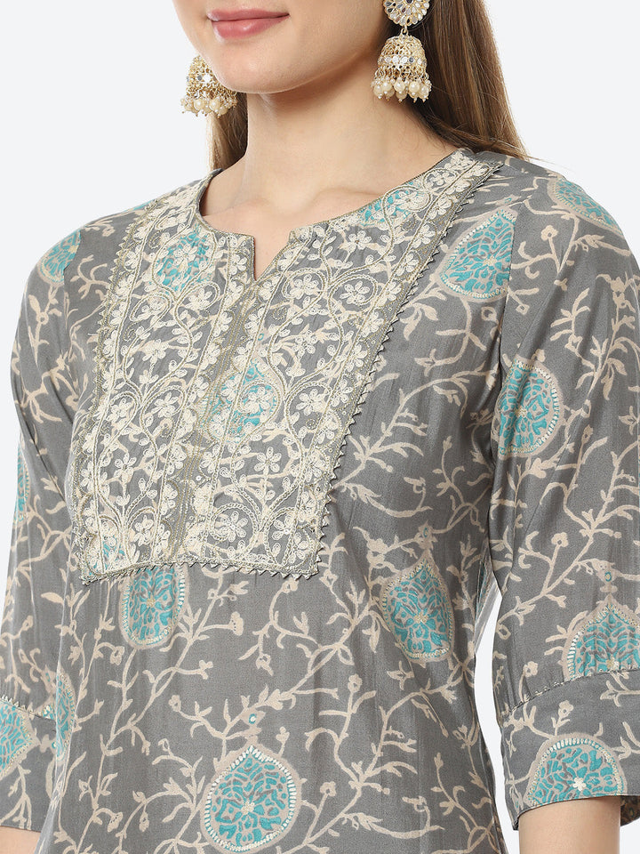 Resham Zari Neck Embroidered Printed Chanderi Kurta With Pant