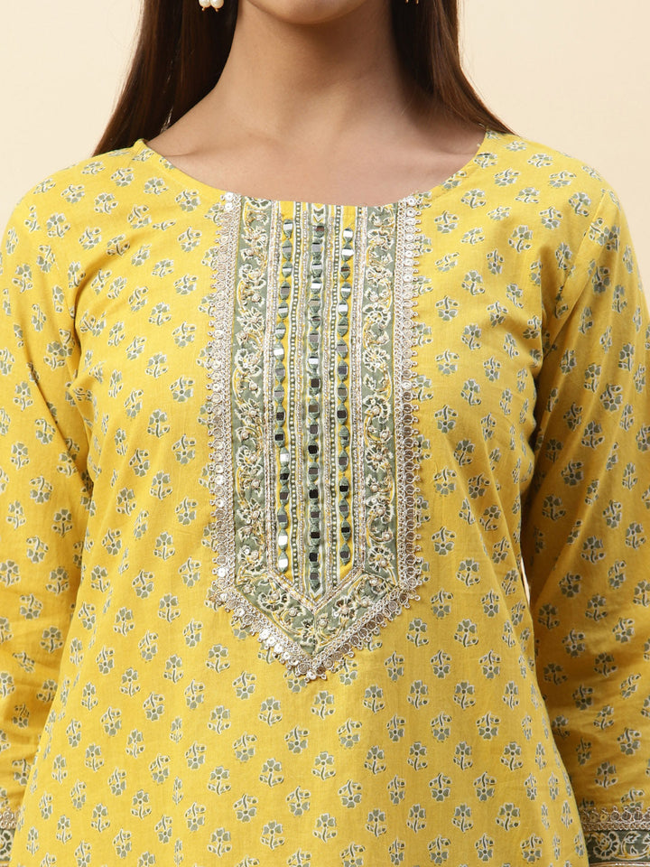 Printed Cotton Kurta With Pants