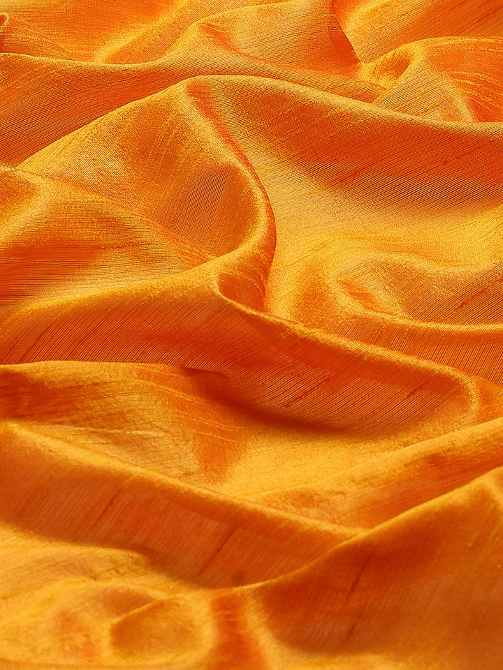 Plain Art slik Saree