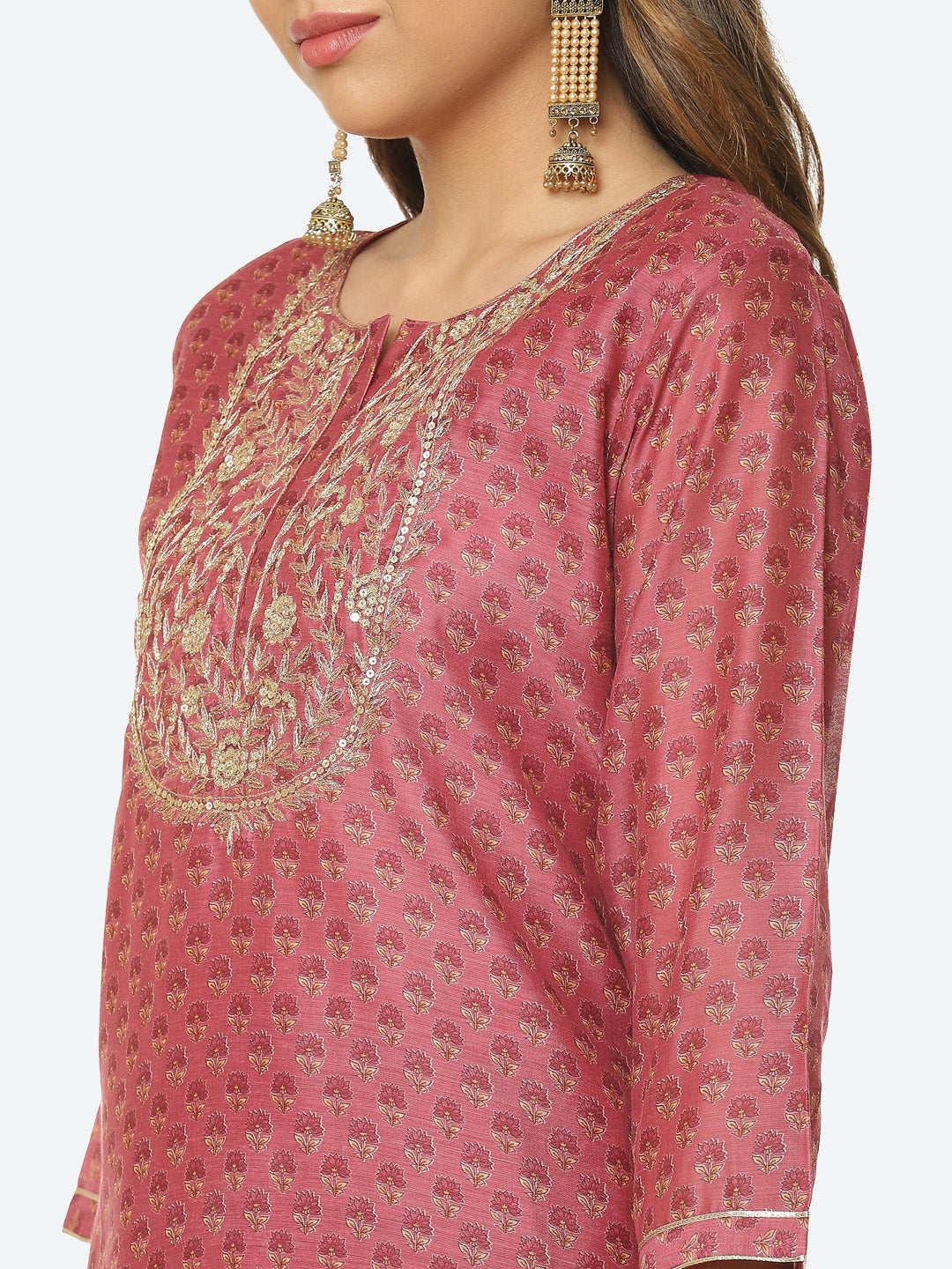 Zari Embroidered Printed Chanderi Kurta With Pant