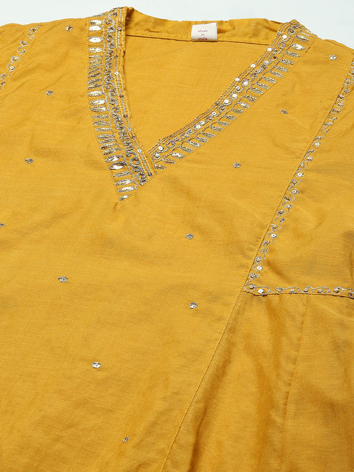 Neck Embroidered Chanderi Kurta With Pants