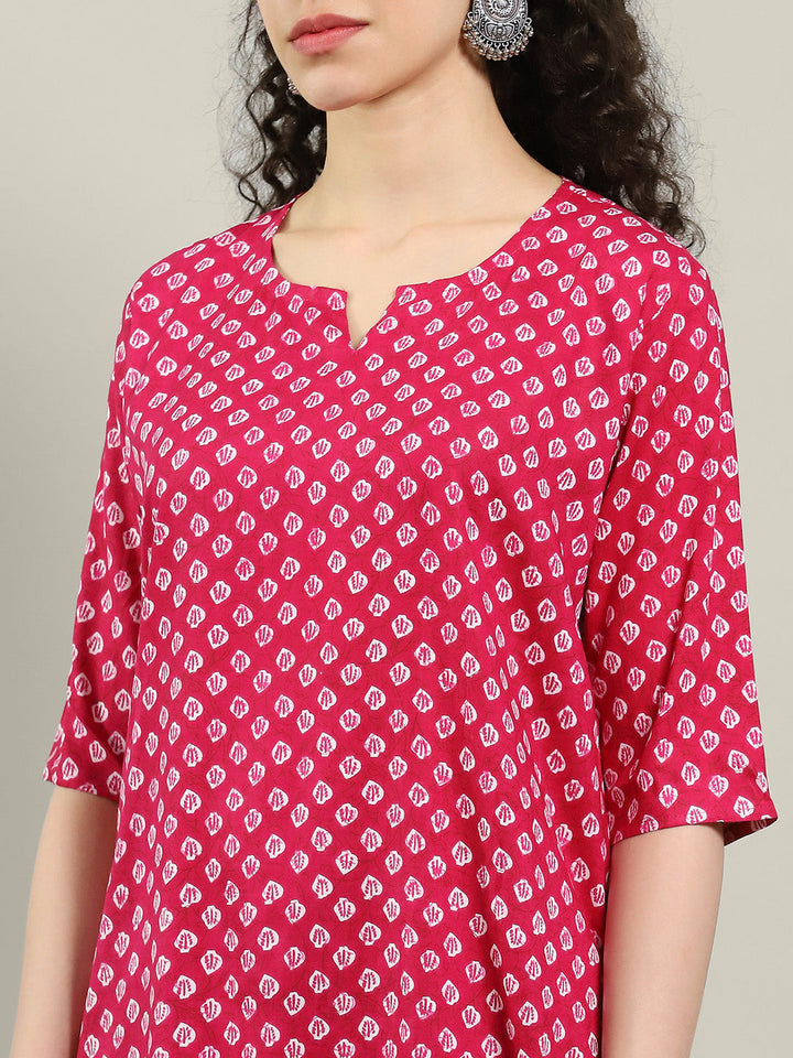 Printed Cotton Blend Kurta &amp; Pants