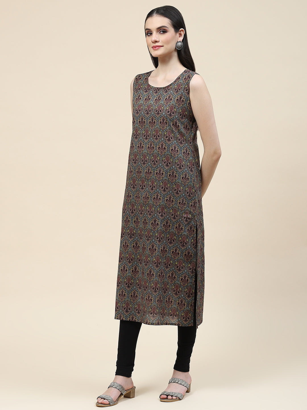 Floral Printed Cotton Kurta With Inner