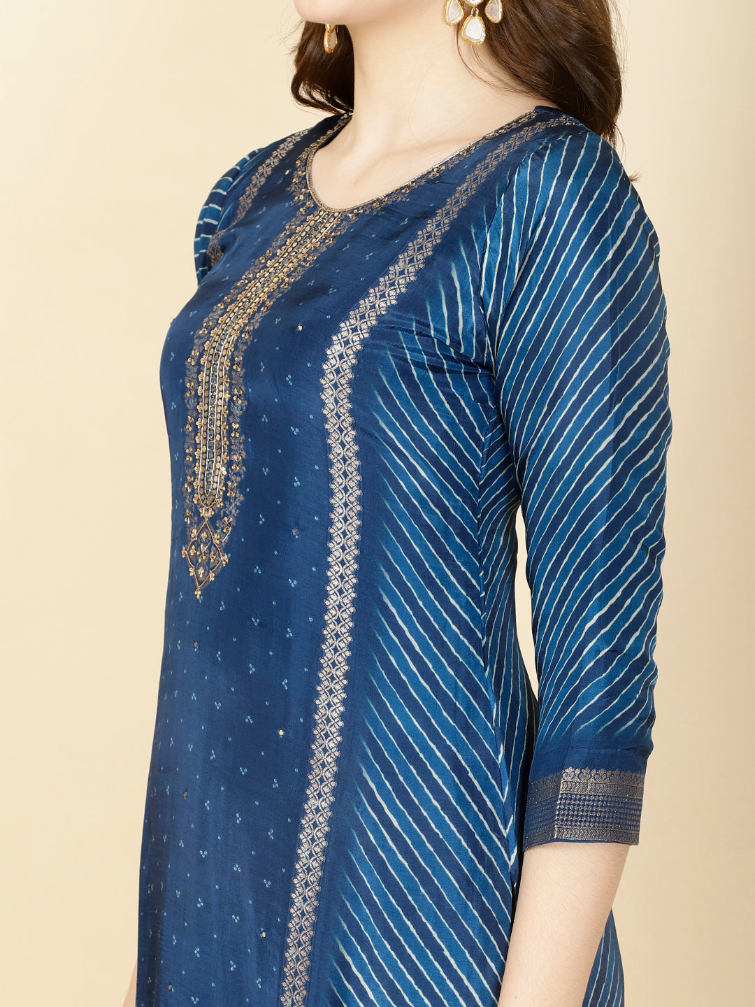 Abstract Printed Handloom Kurta With Pants &amp; Dupatta