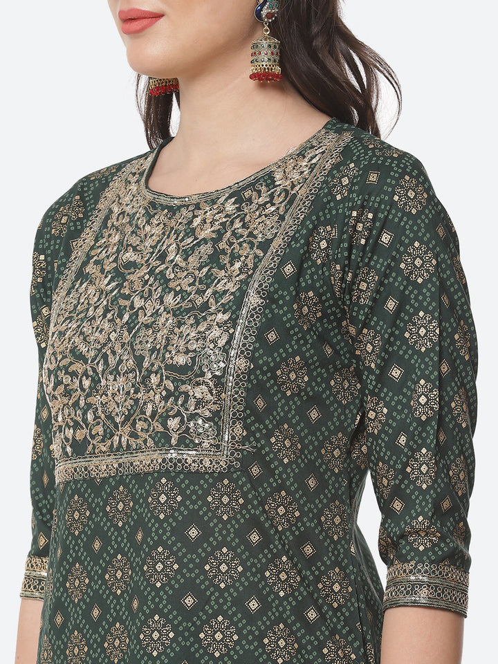 Zari Work Cotton Muslin Kurti Printed Pant And Dupatta