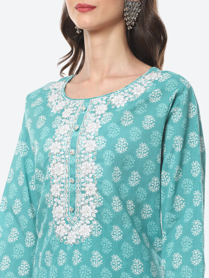 Zari Neck Embroidered Cotton Kurta With Pant