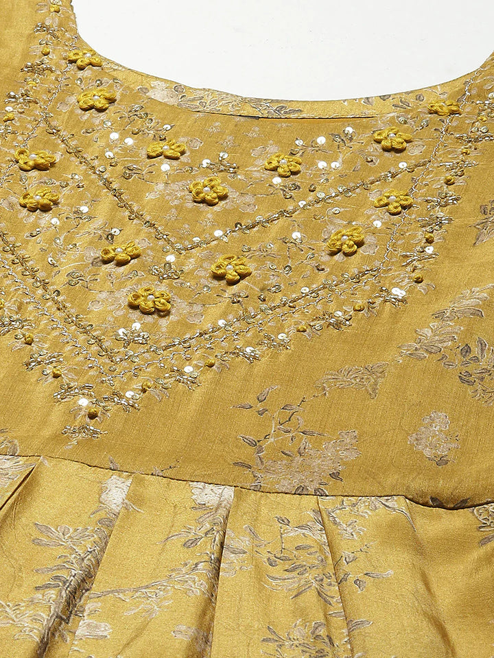 Printed With Yoke Embroidered Muslin Kurta