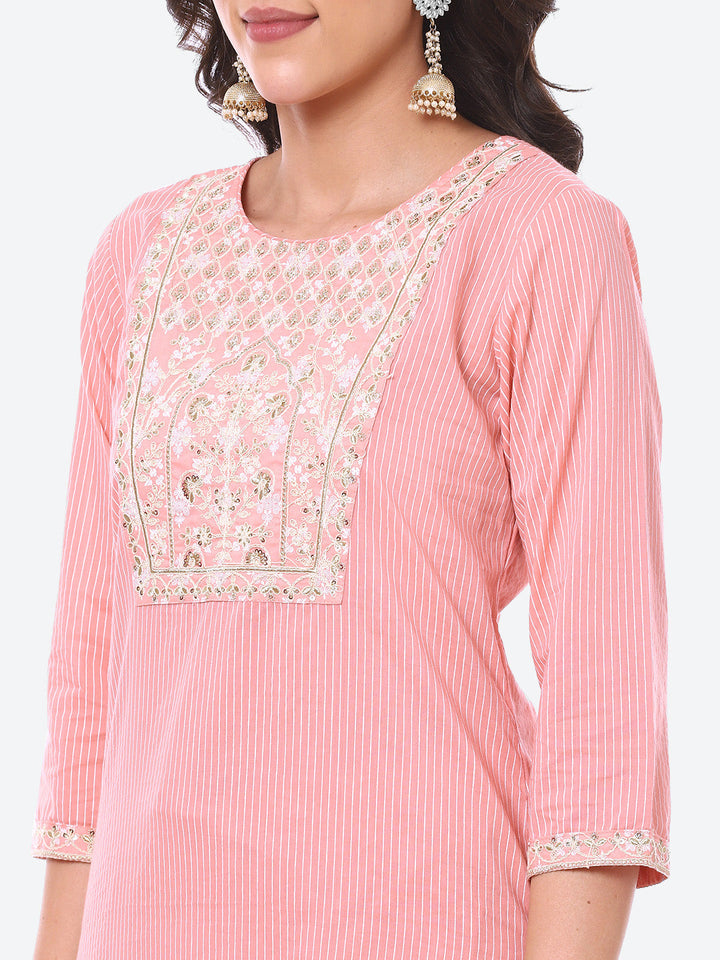 Zari Embroidered Yoke Printed Cotton Kurta With Pant