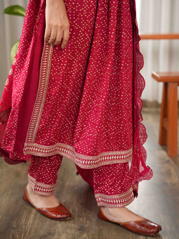 Bandhani Embroidered Rayon Kurta With Pants &amp; Dupatta