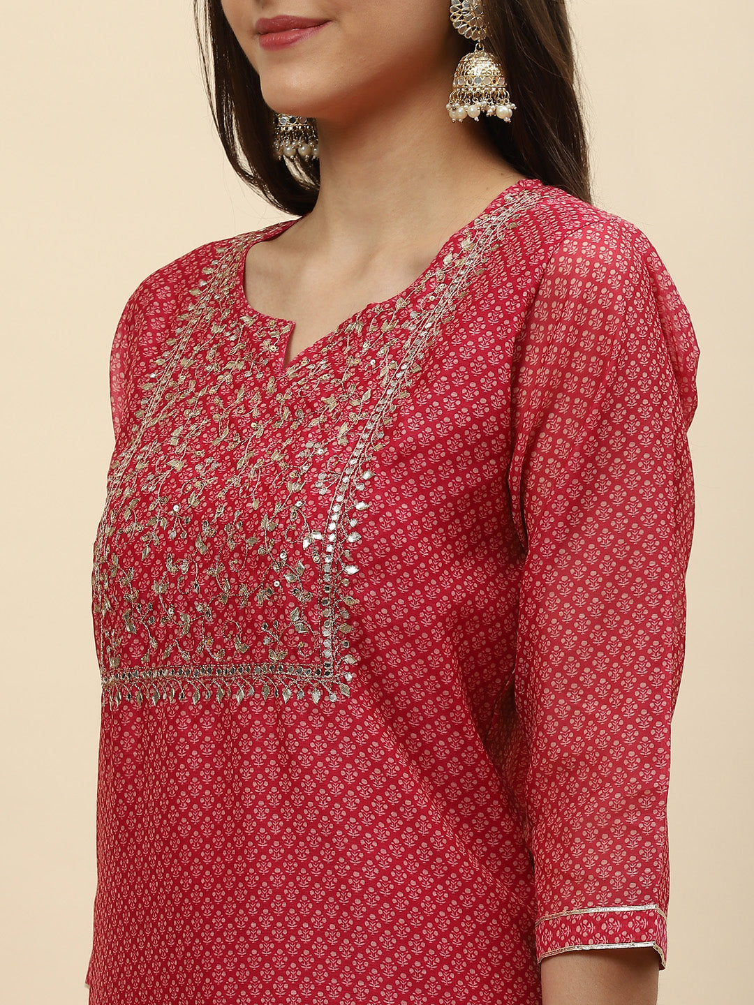 Neck Embroidered & Floral Printed Chanderi Kurta With Pants