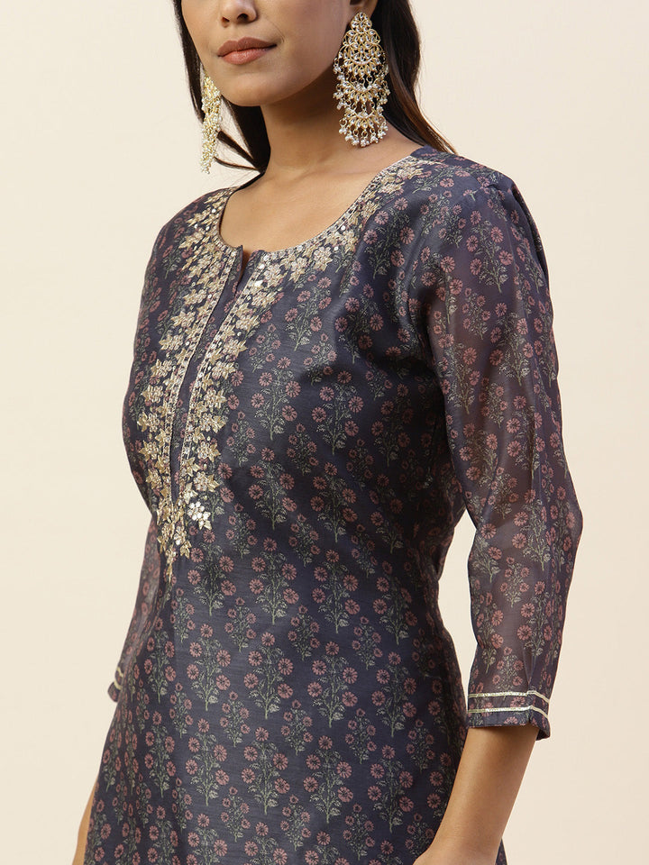 Printed &amp; Yoke Embroidered Chanderi Kurta With Pants