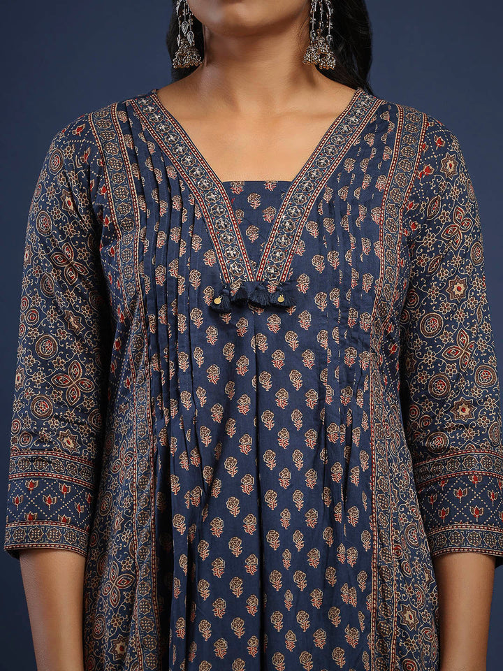 Blue Cotton Blend Printed Straight Suit Set