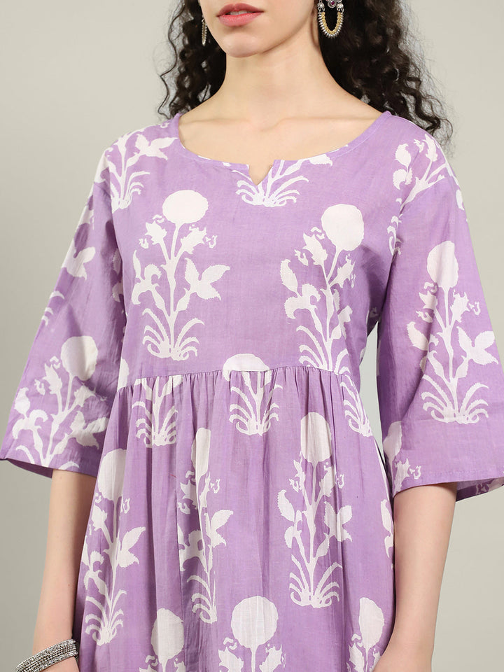 Neck Printed Cotton Blend Kurta
