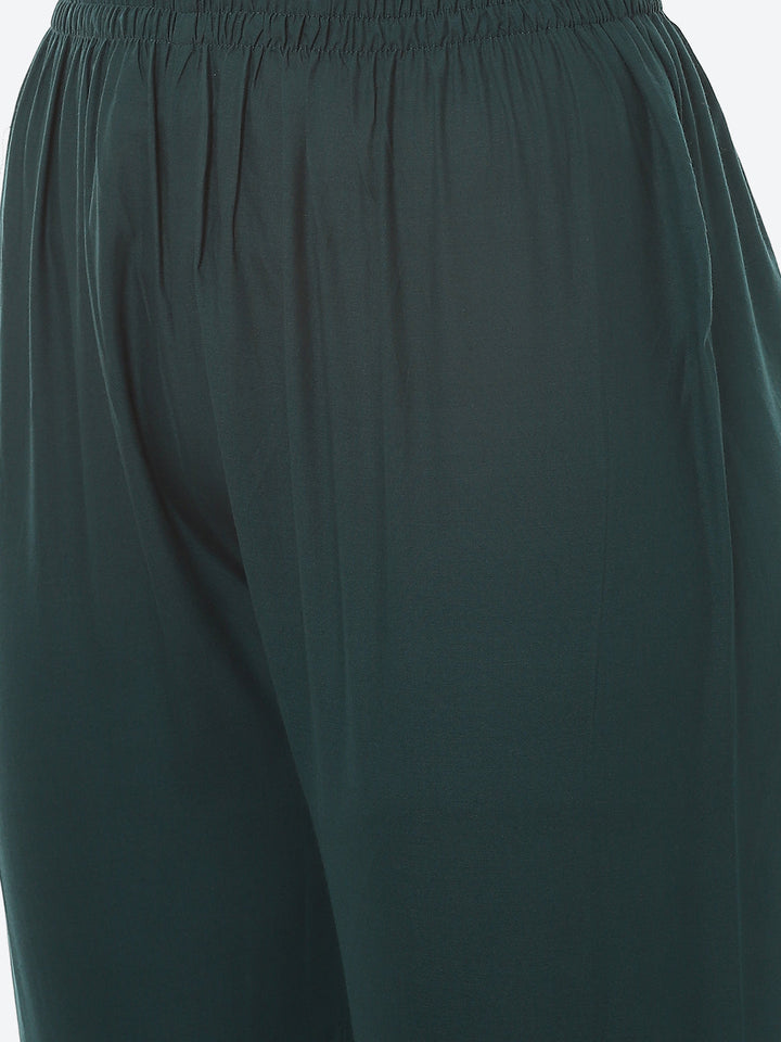 Zari Neck Embroidered Booti Chanderi Kurta With Pant &amp; Dupatta