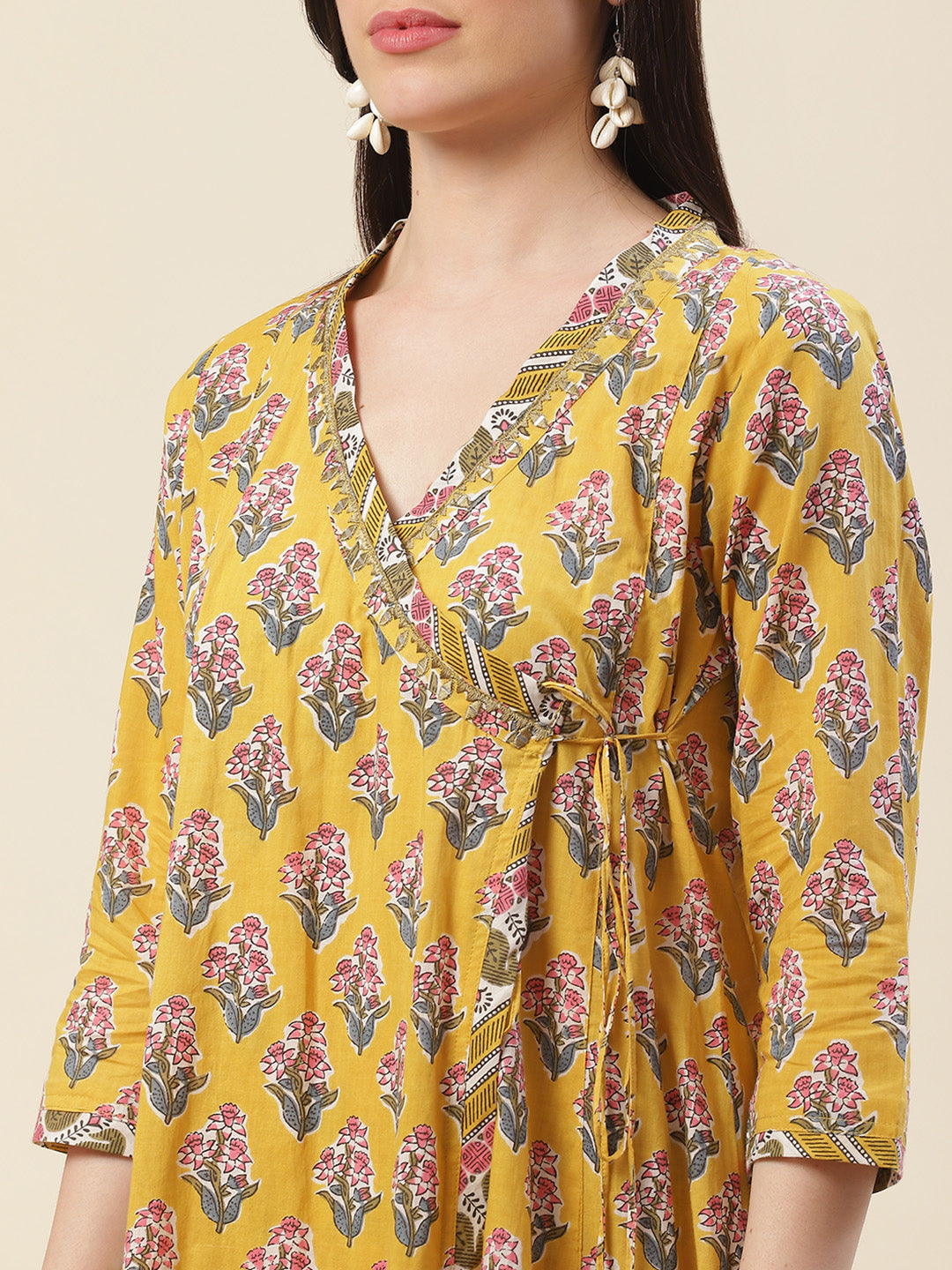 Floral Printed Cotton Kurta With Pants