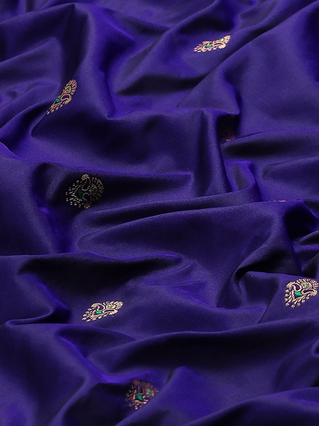 Woven Design Cotton Blend Saree