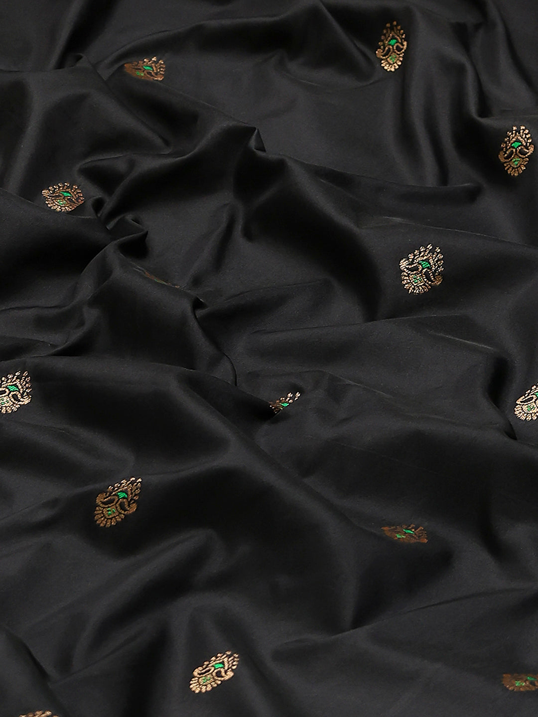 Woven Design Cotton Blend Saree
