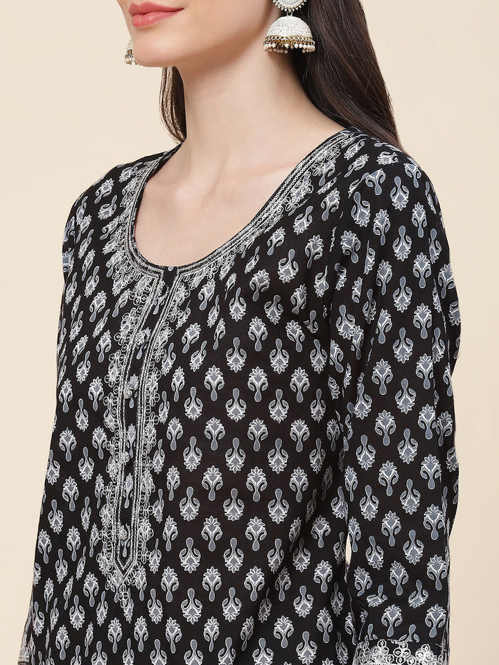 Printed Cotton Kurta With Pants &amp; Dupatta