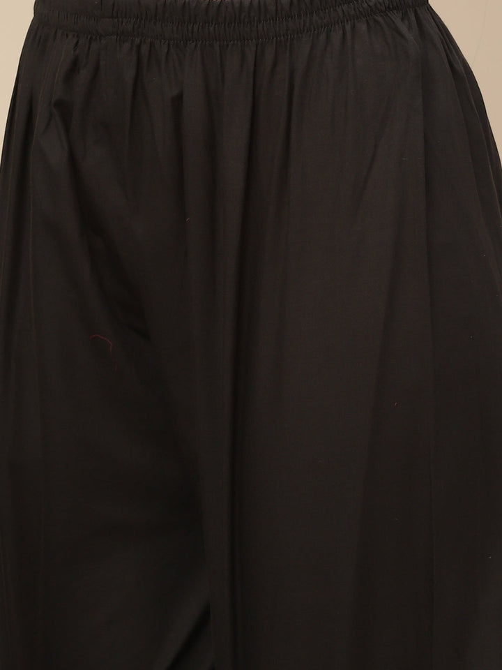Zari Neck Embroidered Chanderi Kurta With Pants &amp; Dupatta