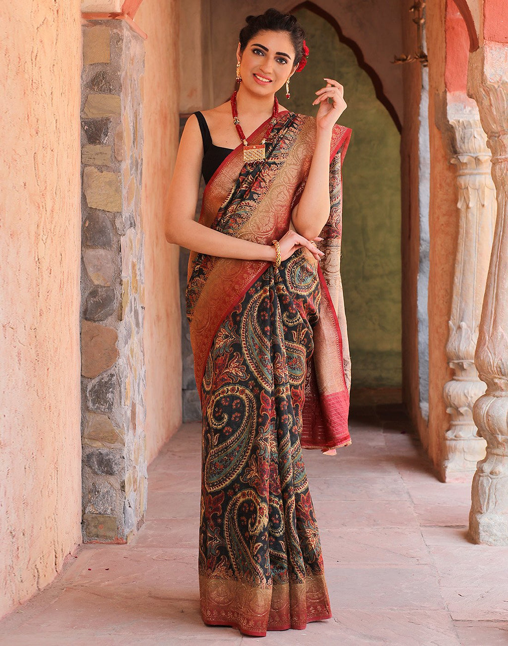 Beautiful Tassar Printed Saree With Antique Zari Border