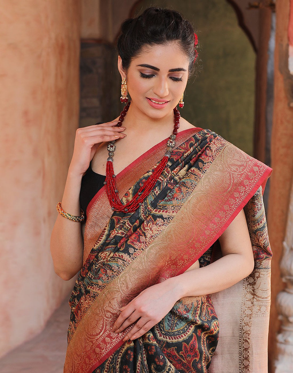 Beautiful Tassar Printed Saree With Antique Zari Border