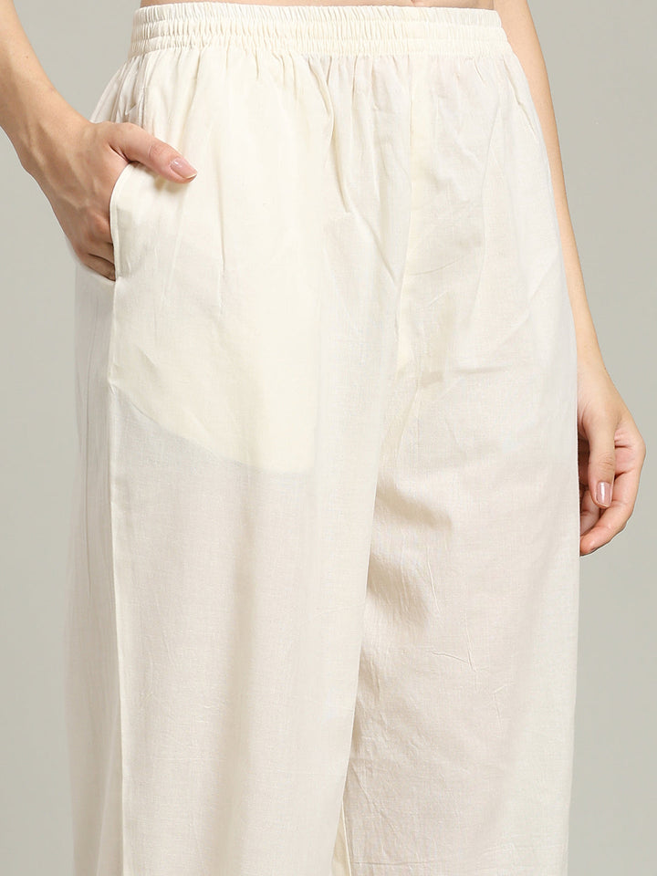 Thread Embroidery Cotton Blend Kurta With Pants