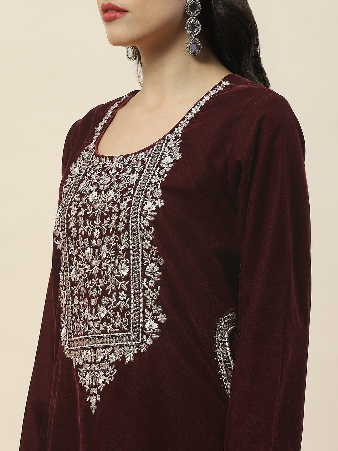 Neck Embroidered Velvet Kurta With Pants