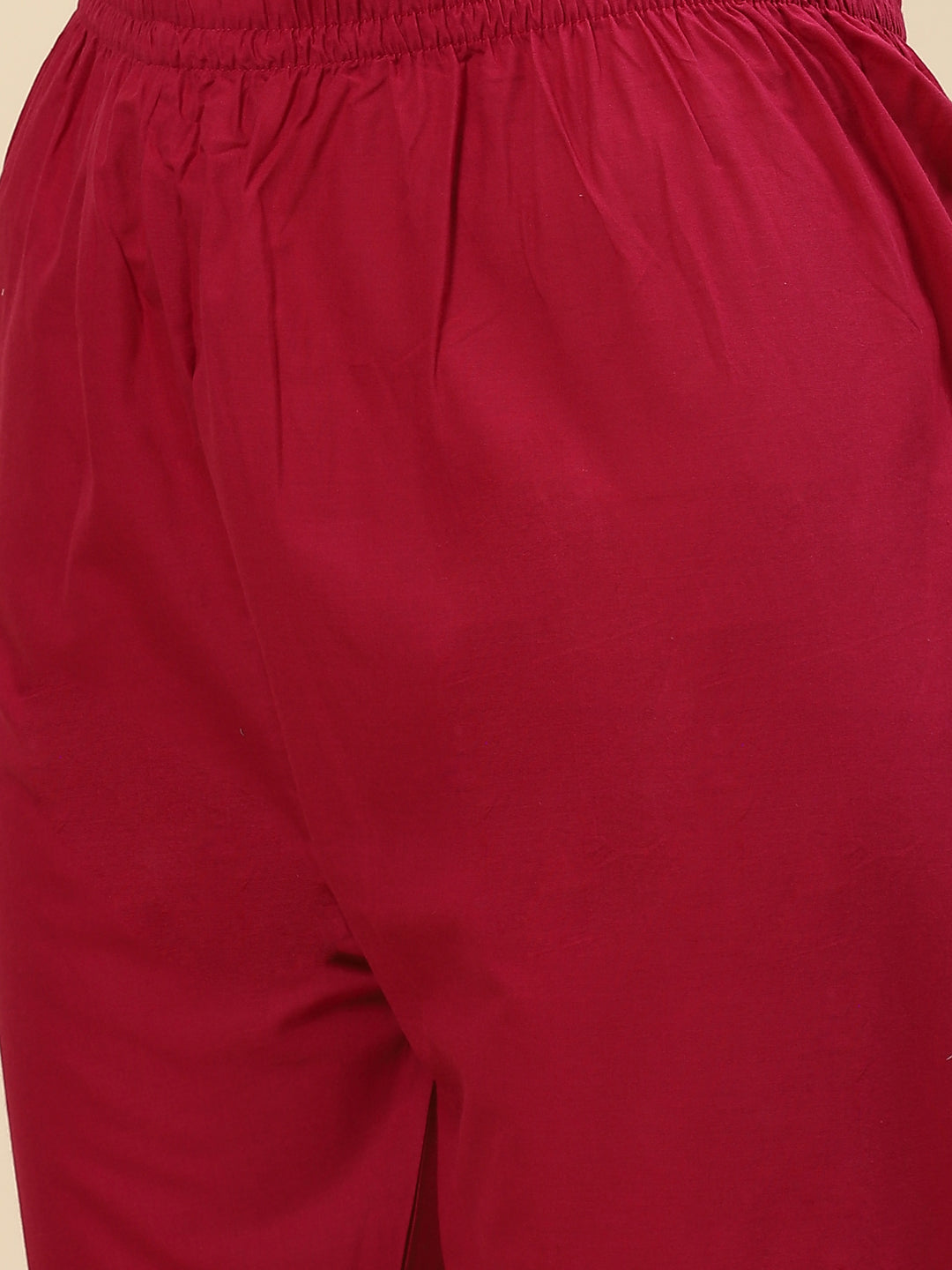 Neck Embroidered &amp; Floral Printed Chanderi Kurta With Pants