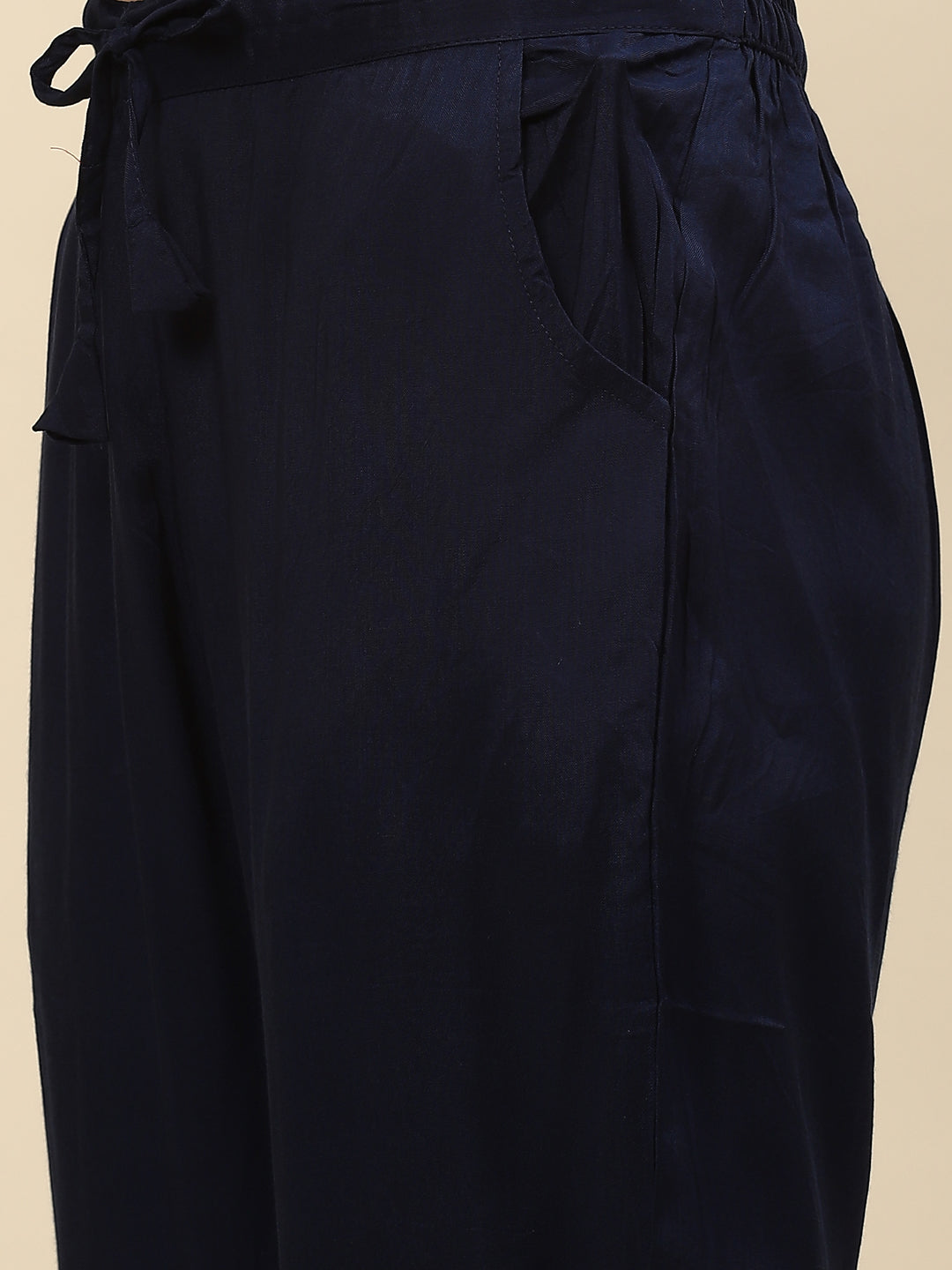 Neck Embroidered &amp; Lehriya Muslin Kurta With Pants