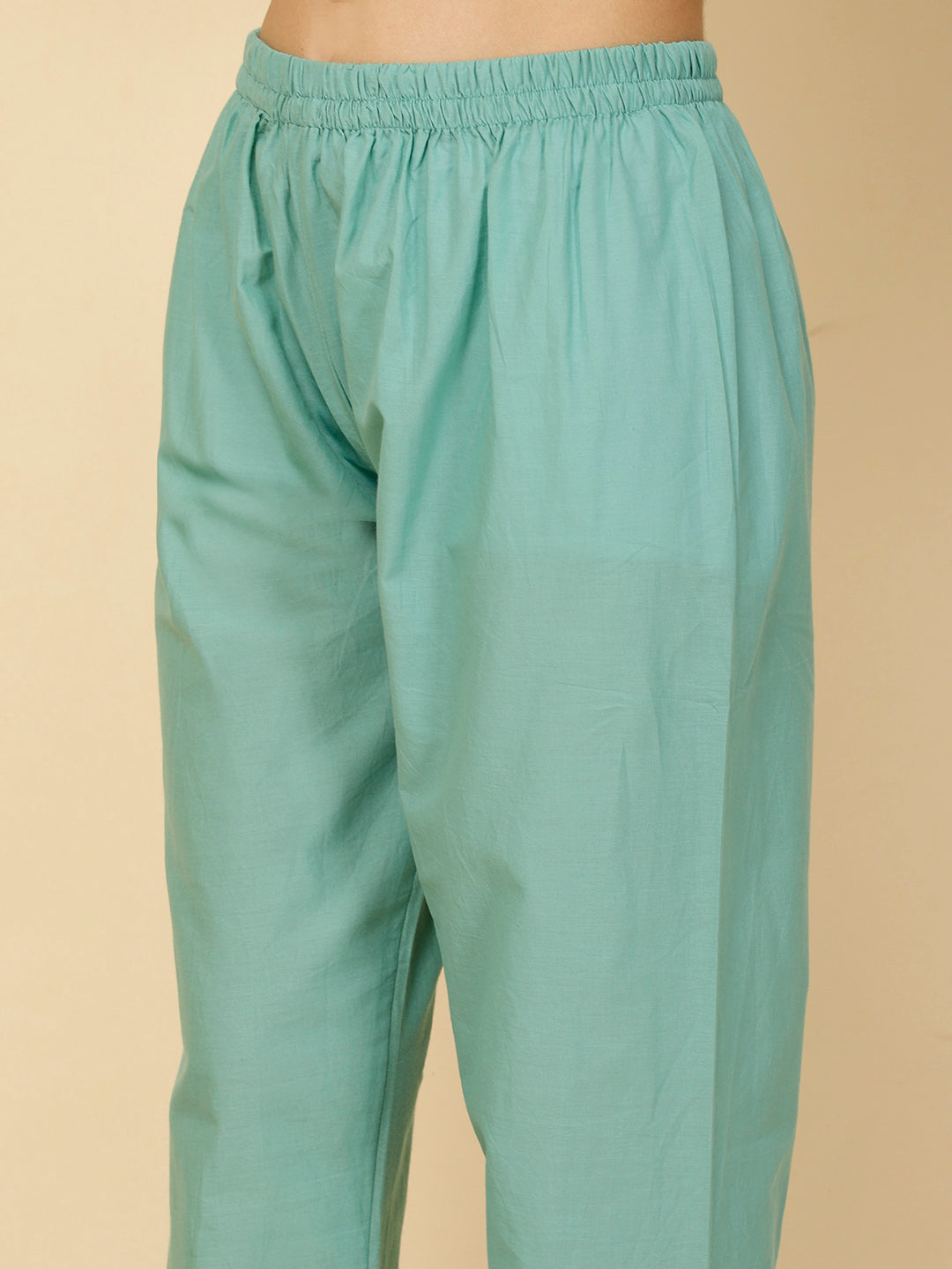 Floral Printed Chanderi Kurta With Pants & Dupatta