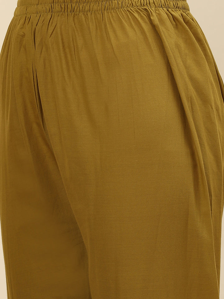 Neck Embroidered &amp; Floral Printed Chanderi Kurta With Pants