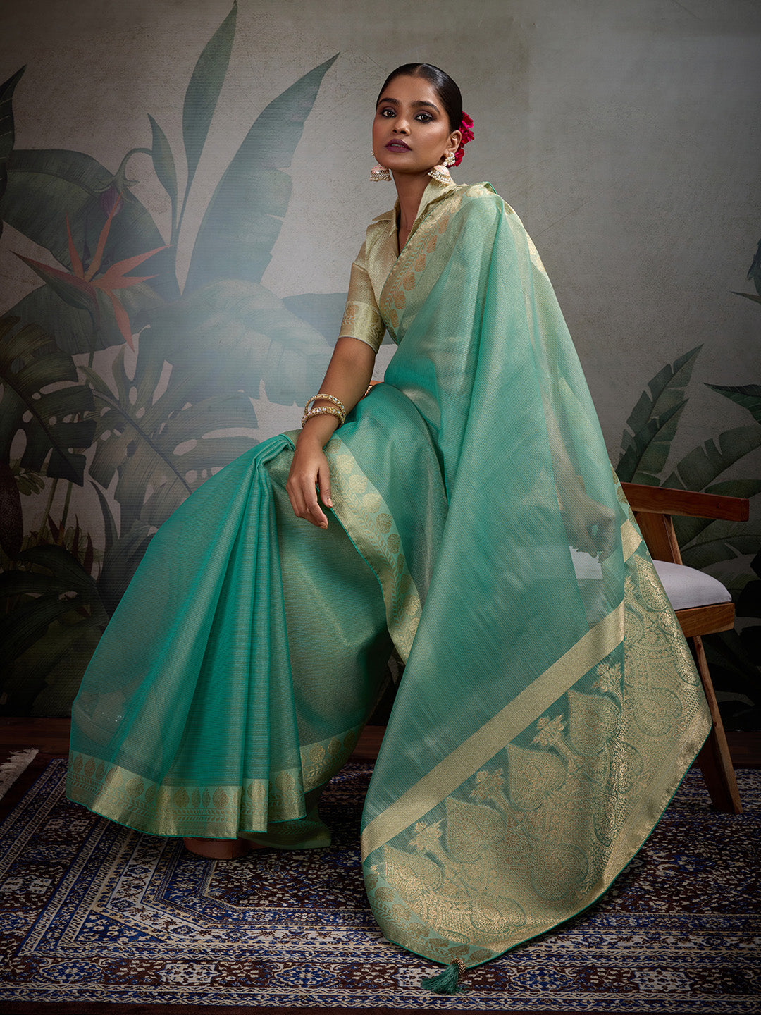 Woven Design Linen Blend Saree