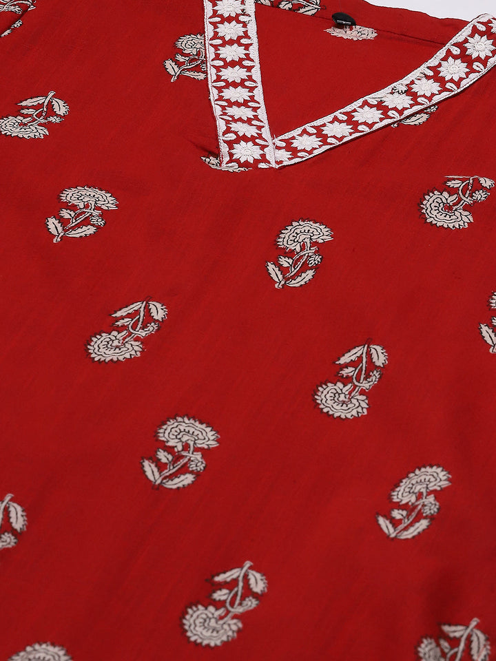 Printed Neck Embroidered Cotton Blend Kurta