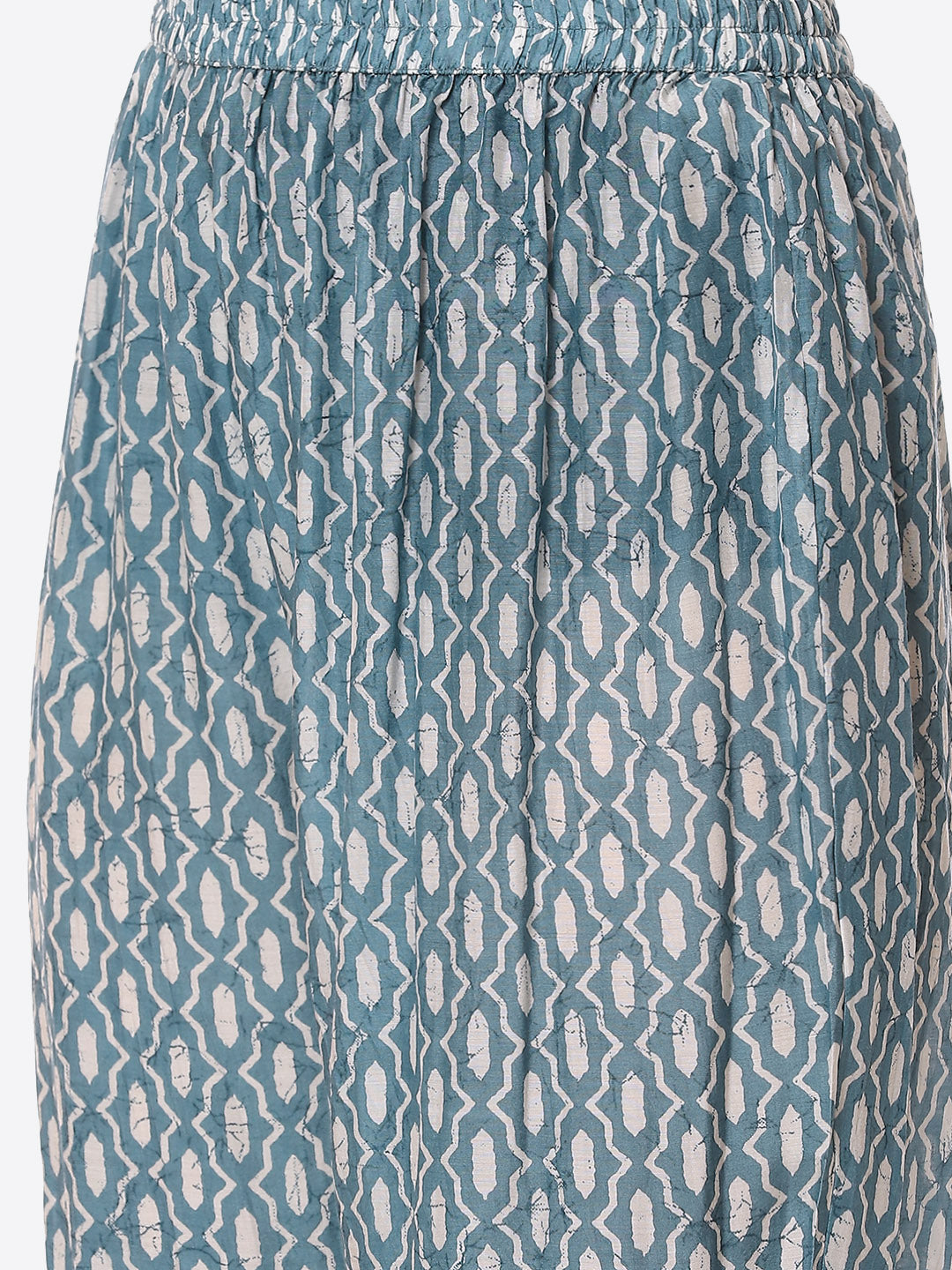 Printed Neck Embroidered Muslin Kurta With Pant