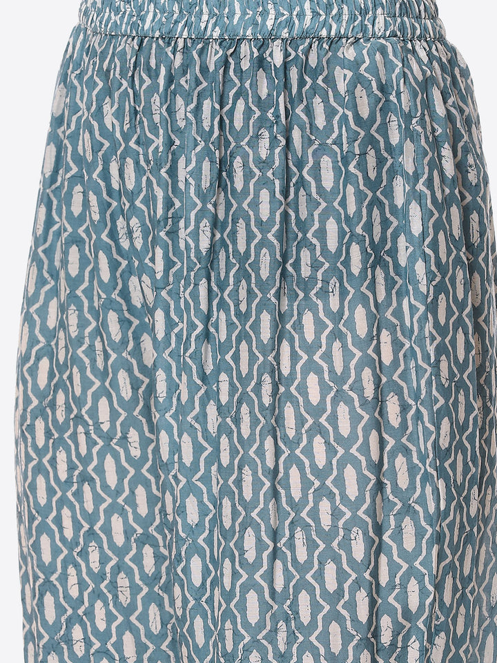 Printed Neck Embroidered Muslin Kurta With Pant