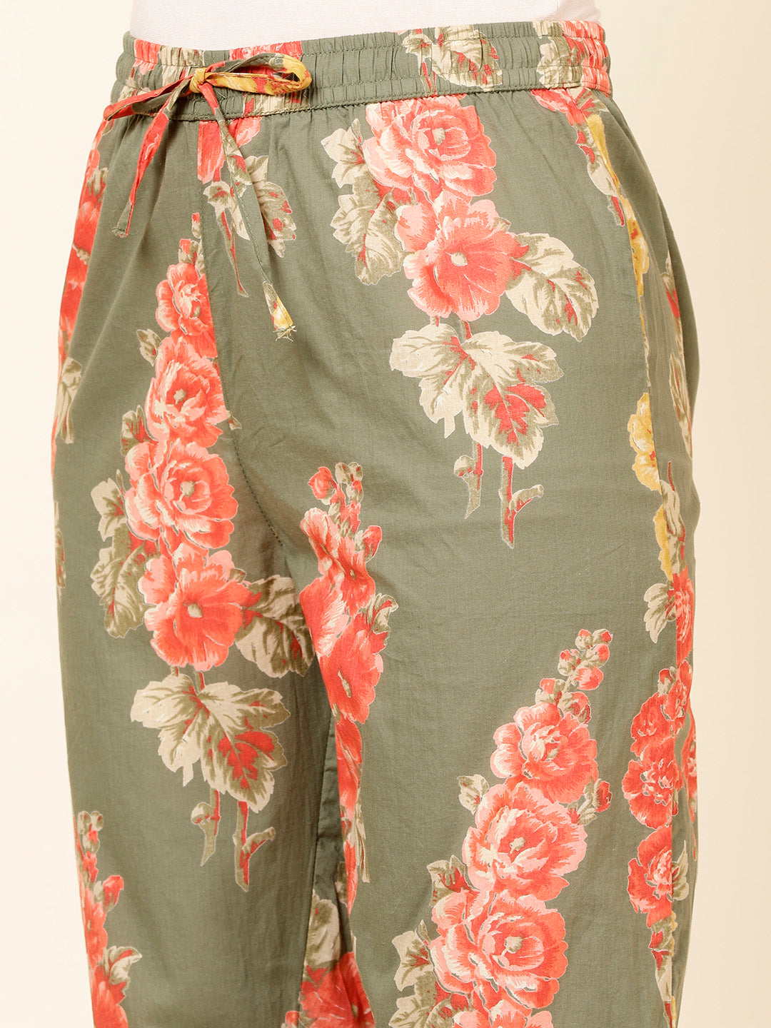 Floral Printed Cotton Kurta With Pants