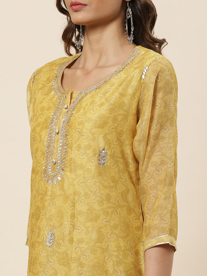Printed &amp; Neck Embroidered Chanderi Kurta With Pants