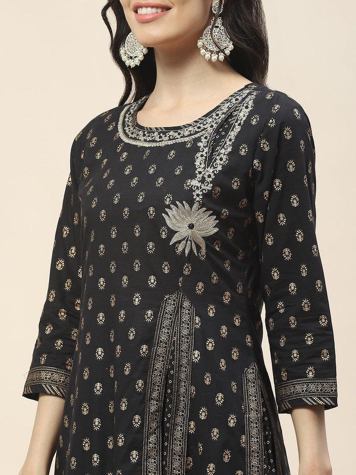 Embroidered Cotton Anarkali Kurta